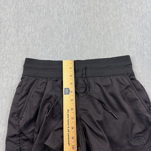 The North Face Shorts Womens XS Black Athletic Running Hiking Outdoor Workout - Picture 11 of 16